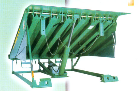 電動液壓式高度調(diào)節(jié)板