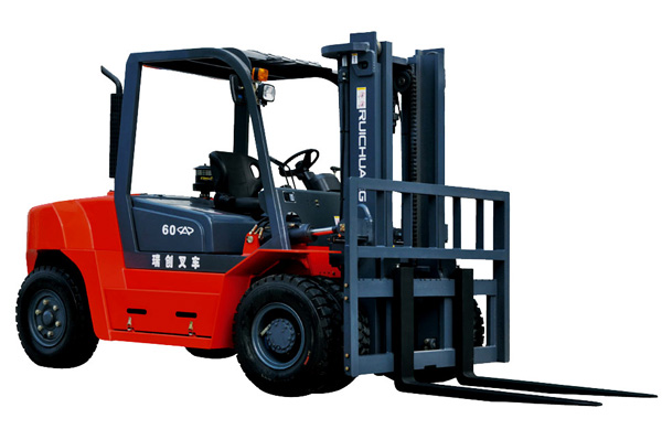 6T平衡重式內(nèi)燃叉車.jpg