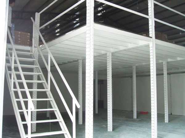 閣樓式貨架 無錫重型貨架訂購批發(fā)