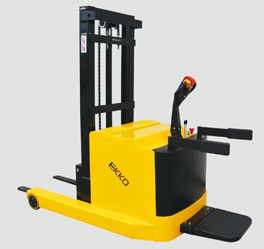 前移式電動叉車