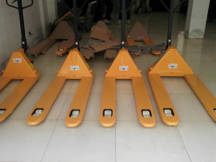 手動搬運(yùn)車