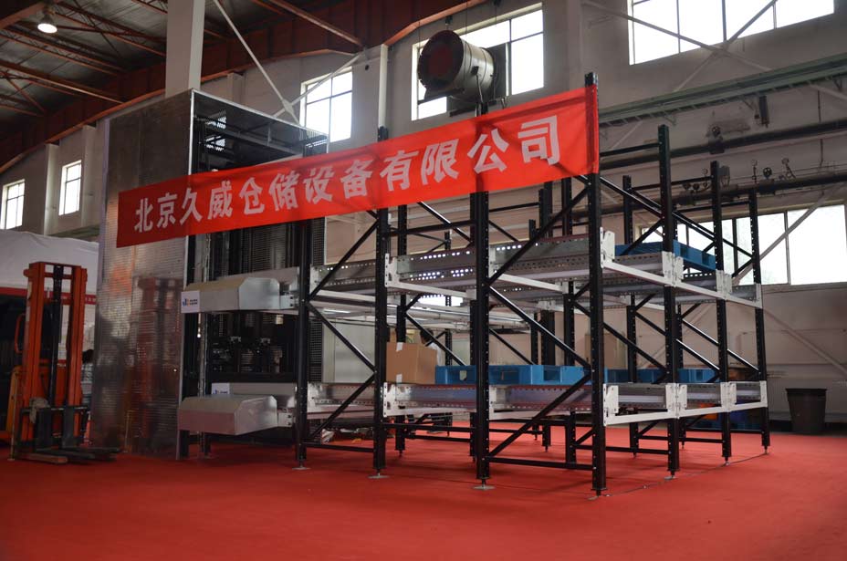 新一代智能穿梭車立體庫，穿梭車貨架