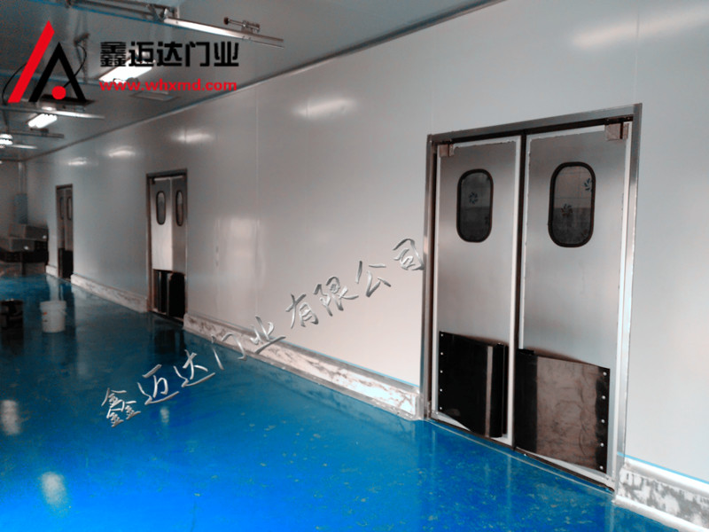 昆明食品車(chē)間專(zhuān)用門(mén)|昆明不銹鋼自由門(mén)|昆明不銹鋼防撞門(mén)