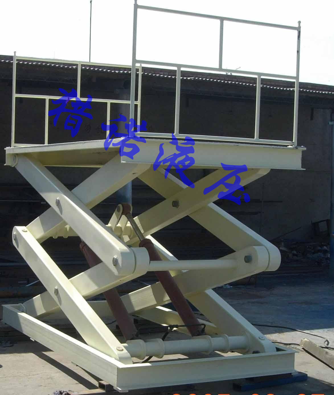 獵諾定制固定式升降平臺(tái)、重型升降平臺(tái)