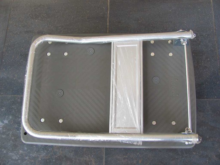 廠家直銷73*49CM  優(yōu)質塑料平板靜音手推車折疊扶手