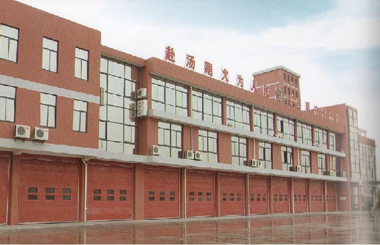 全國(guó)聯(lián)保 專(zhuān)業(yè)生產(chǎn)消防提升門(mén)