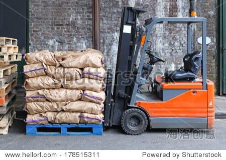 廠家直銷倉儲堆碼托盤，貨架托盤，運(yùn)輸托盤/品質(zhì)保障，安全送貨到家