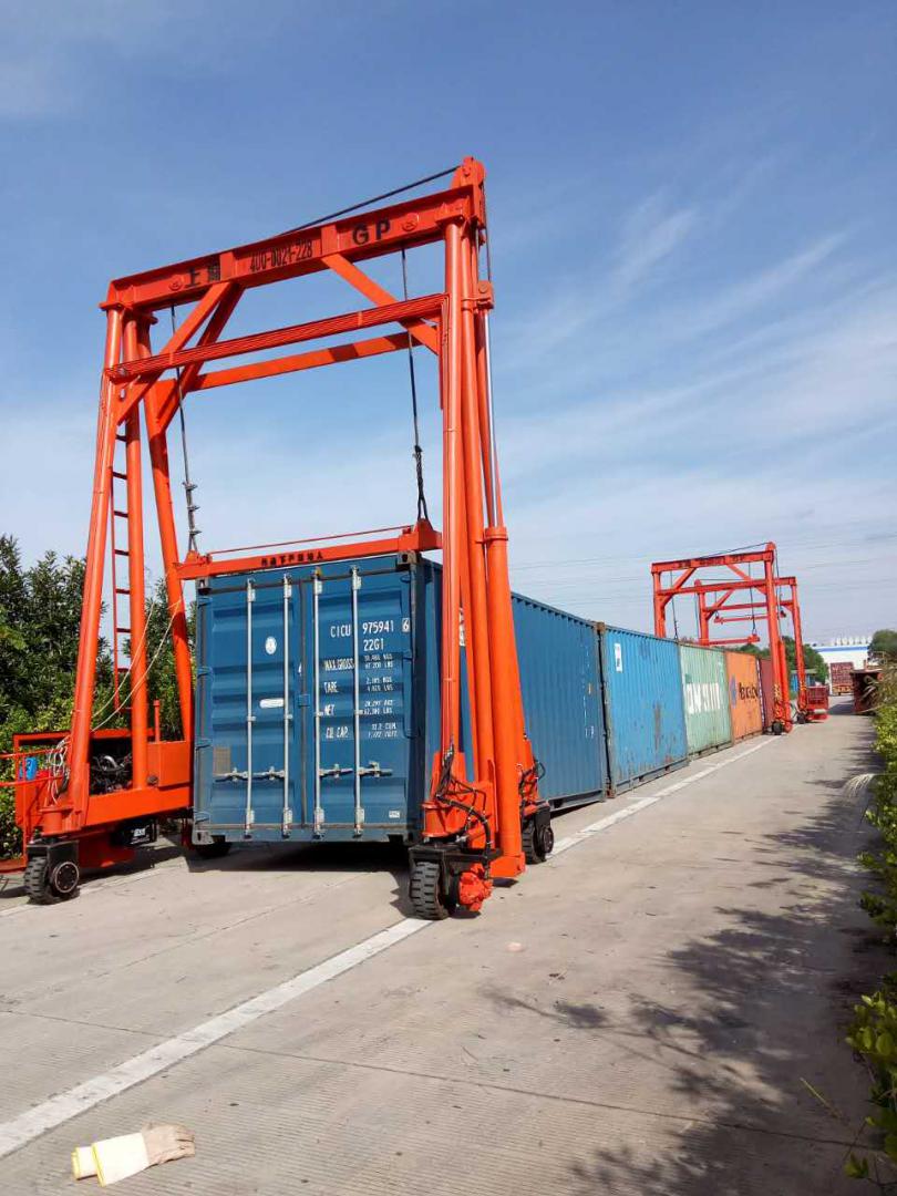 標(biāo)準(zhǔn)型吊機(jī)/集裝箱吊車/集裝箱土吊/碼頭港口集裝箱轉(zhuǎn)載吊機(jī)/分體