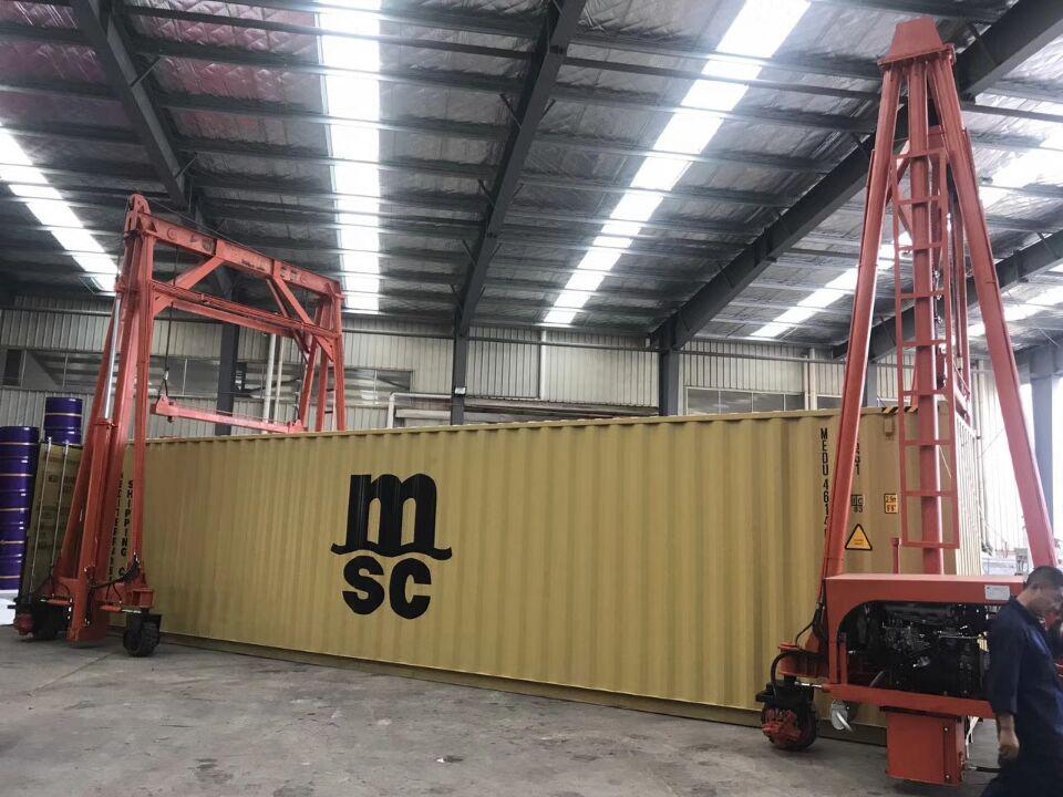 標準型吊機/集裝箱吊車/集裝箱土吊/碼頭港口集裝箱轉(zhuǎn)載吊機/分體