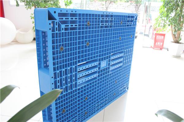 包裝堆碼1111田字網(wǎng)格叉車塑料托盤