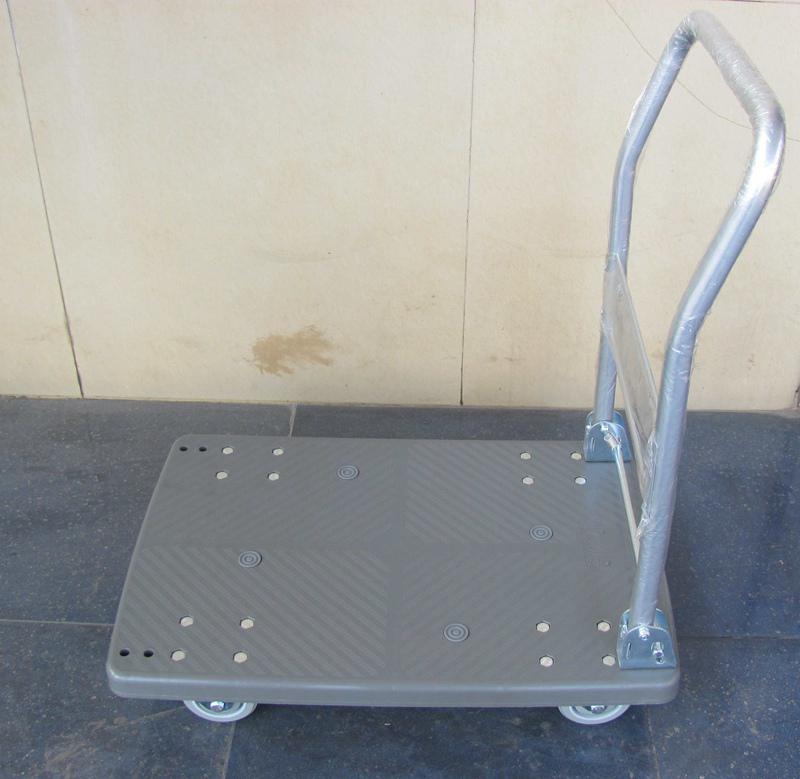 廠家直銷73*49CM 優(yōu)質(zhì)塑料平板靜音手推車折疊扶手