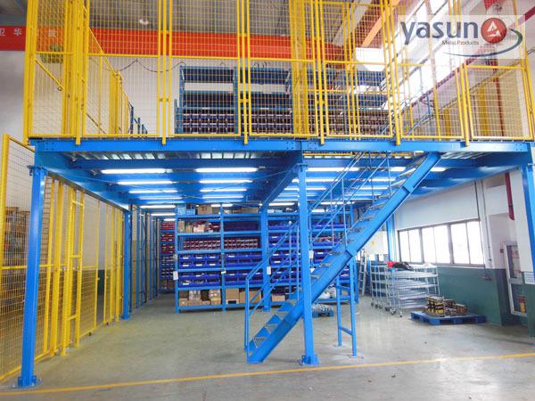 供應(yīng)亞尚貨架、橫梁式貨架、重型貨架