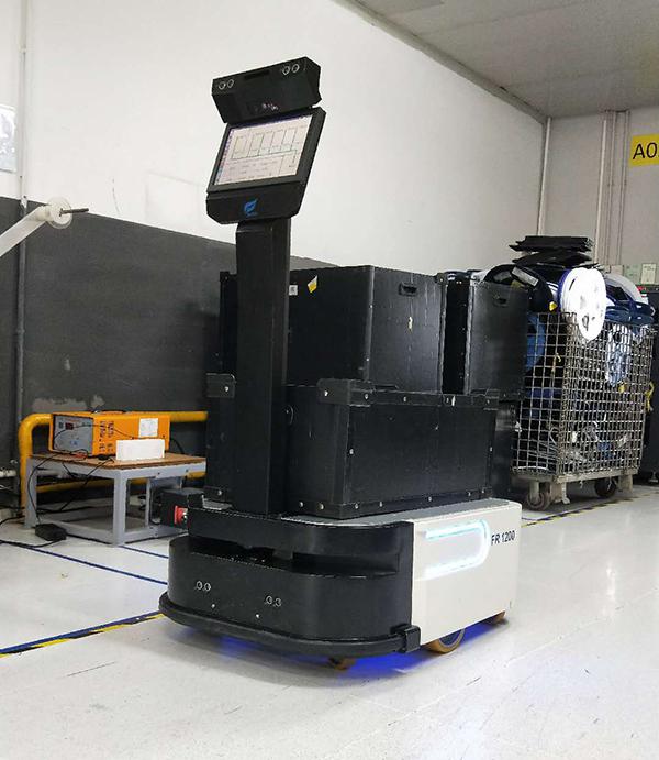 工業(yè)搬運(yùn)機(jī)器人