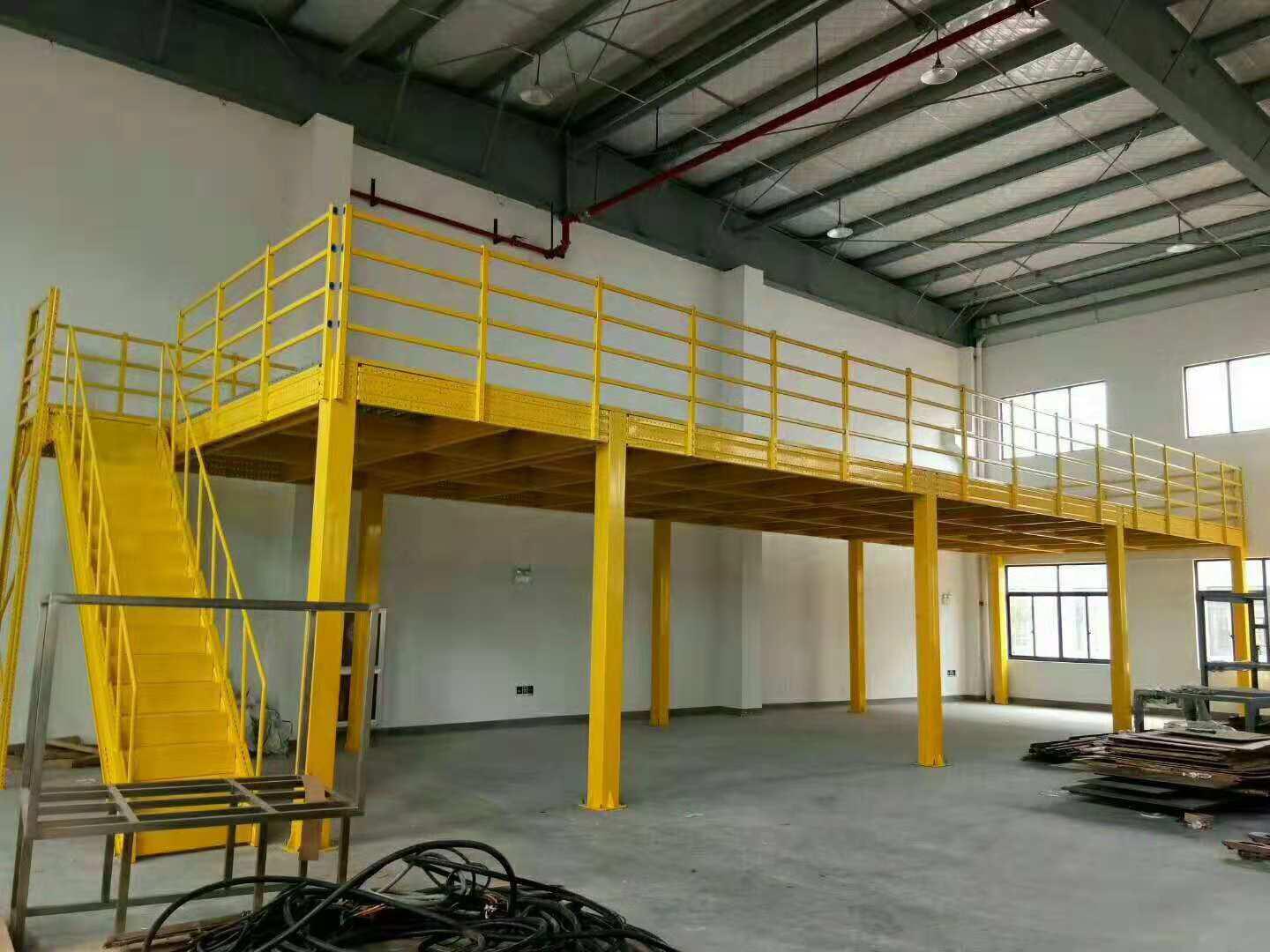 廠家直銷！貨架 托盤 倉儲籠等倉儲設(shè)備