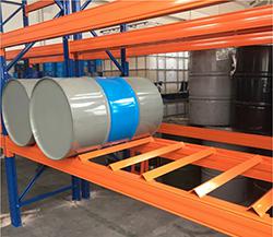 廣州易達(dá)疊放油桶架 油桶貨架 化工廠原料罐裝貨架