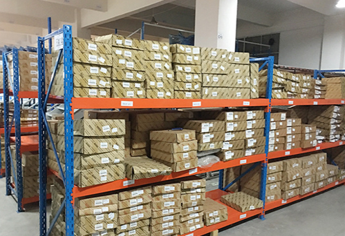 擱板貨架 易達(dá)倉儲(chǔ)貨架廠家