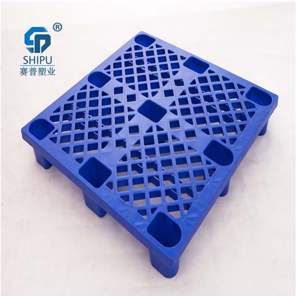 貴州周轉(zhuǎn)托盤廠家1010九腳網(wǎng)格防潮堆碼托盤墊倉(cāng)板廠家批發(fā)