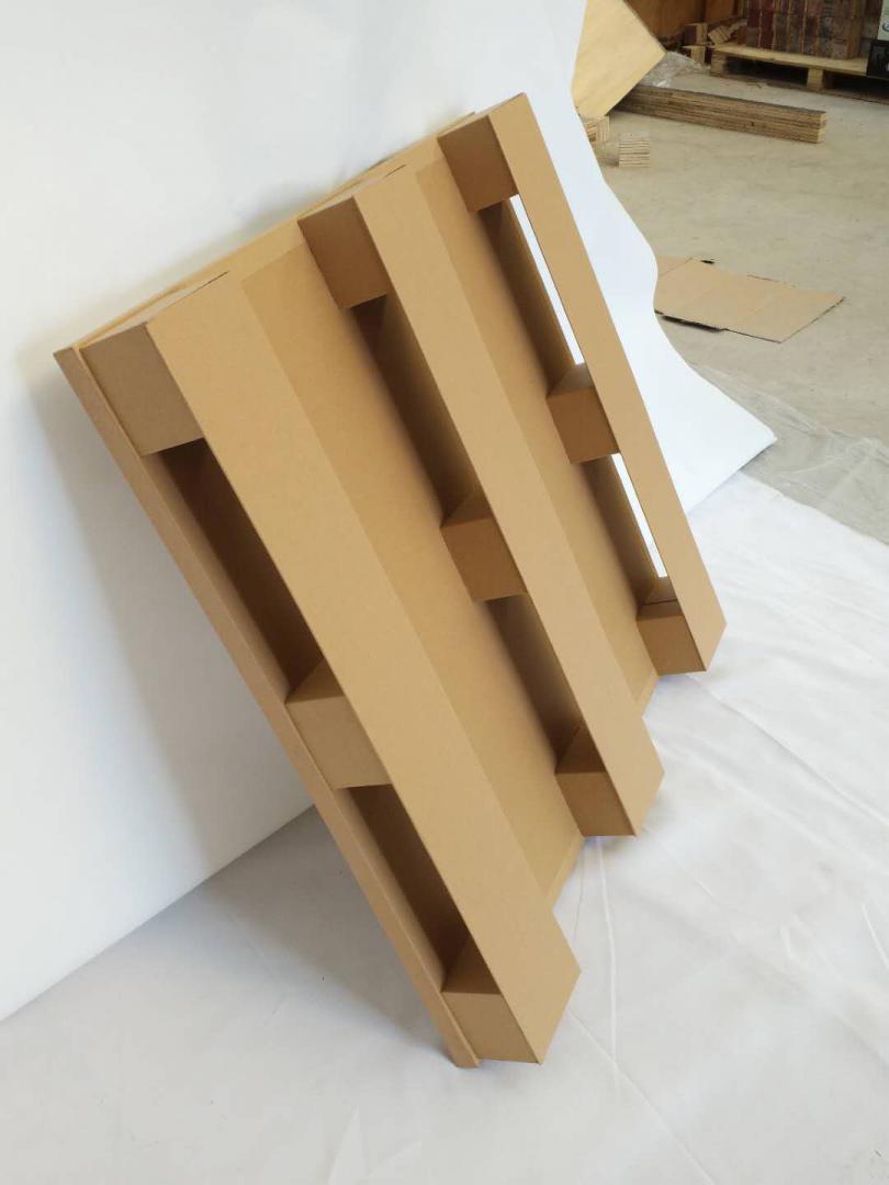 廠家直銷紙托盤(pán)  無(wú)錫蜂窩紙托盤(pán)   出口免熏蒸托盤(pán)