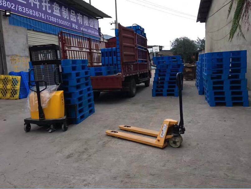 成都蓉益塑料托盤/成都托盤