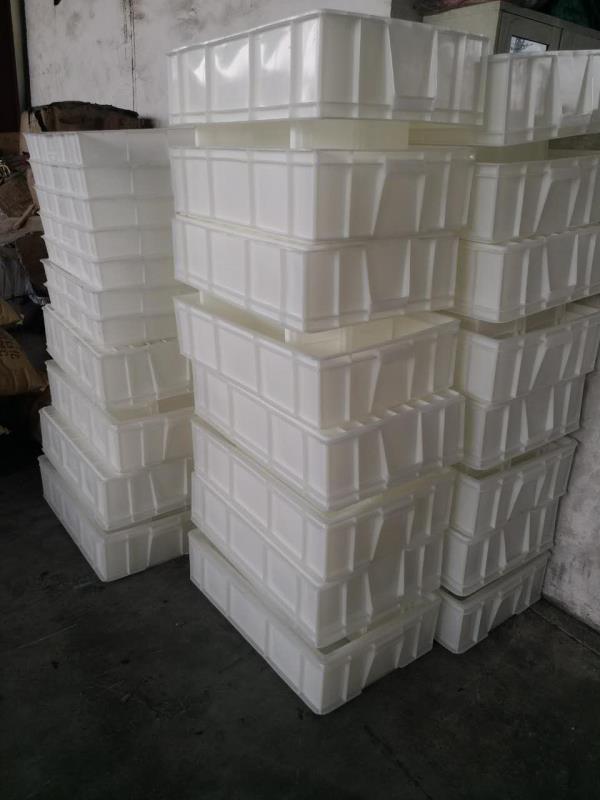 佛山市喬豐塑膠周轉(zhuǎn)箱，喬豐塑膠桶