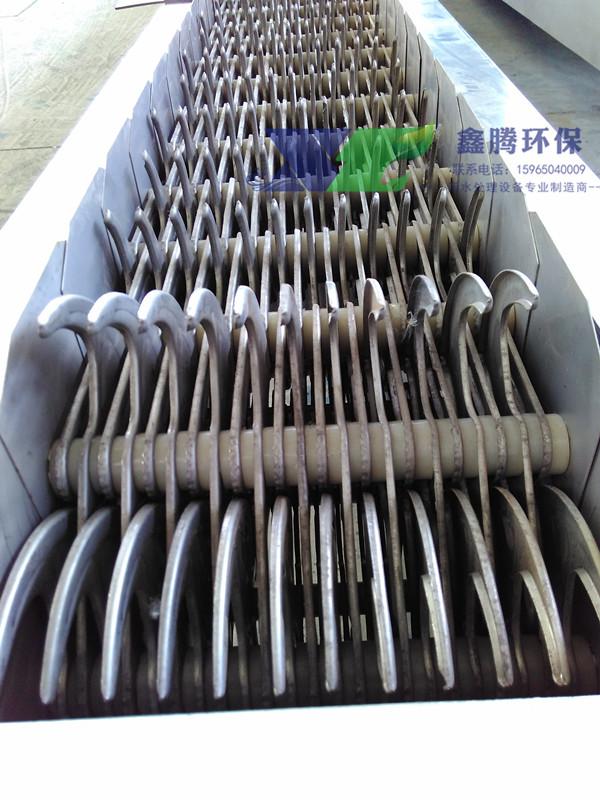 食品廠污水處理設(shè)備鑫騰牌機械格柵