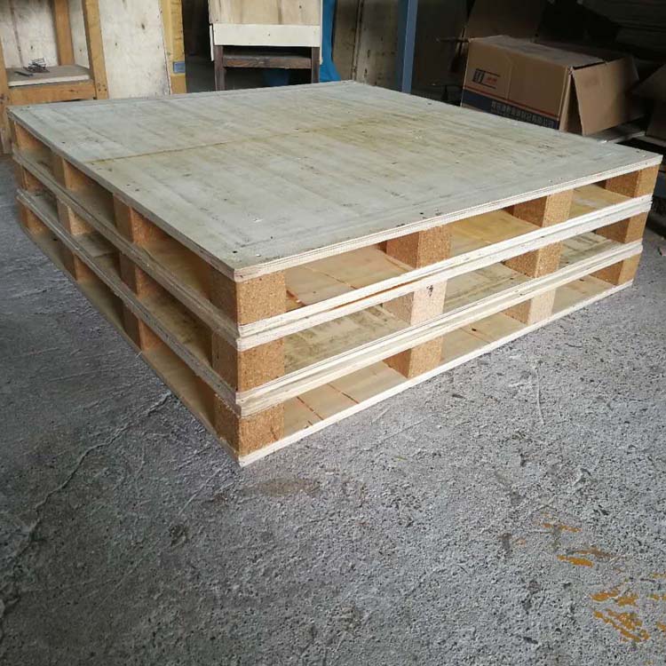 青島木托盤(pán)廠家直銷(xiāo)出口托盤(pán) 高墩免熏蒸托盤(pán)四面進(jìn)叉