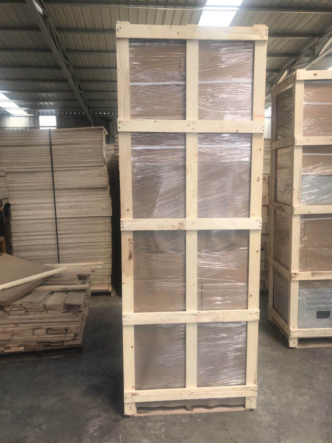 木托盤廠家批發(fā)定做優(yōu)質(zhì)木包裝箱 青島港口托盤輔助運輸