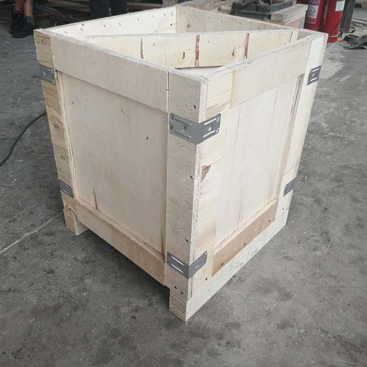 膠南木托盤廠家直銷送貨上門 定制免熏蒸木箱