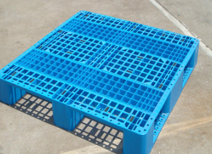 江蘇海勝貨架倉儲設(shè)備托盤