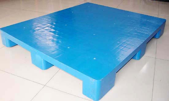 塑料托盤 環(huán)?？垢g 濟南華德耐特廠家 質(zhì)量保證 承重強  使用時間長