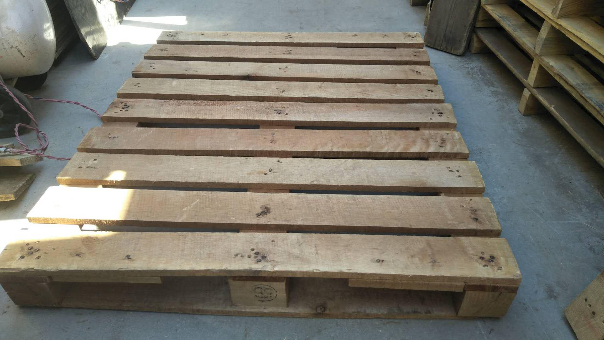 昆明木質(zhì)托盤(pán)