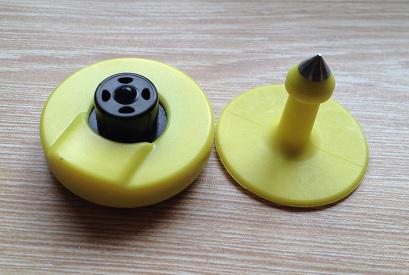 WY030H物聯(lián)網(wǎng)養(yǎng)羊TPU無毒電子耳牌RFID電子耳標畜牧管理自動識別牛豬雞