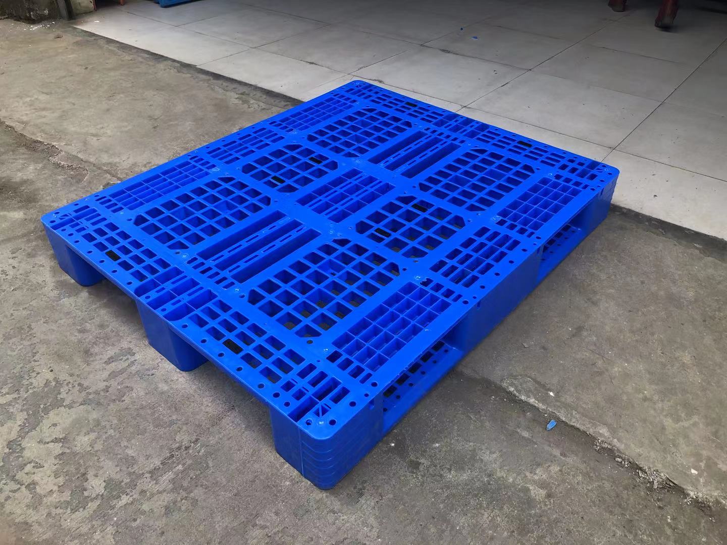 雅安塑料托盤(pán)