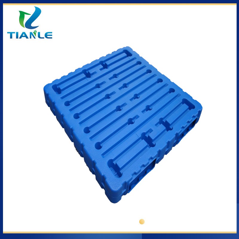 合作市塑料周轉(zhuǎn)托盤	合作市塑料板子	合作市九腳吹塑托盤