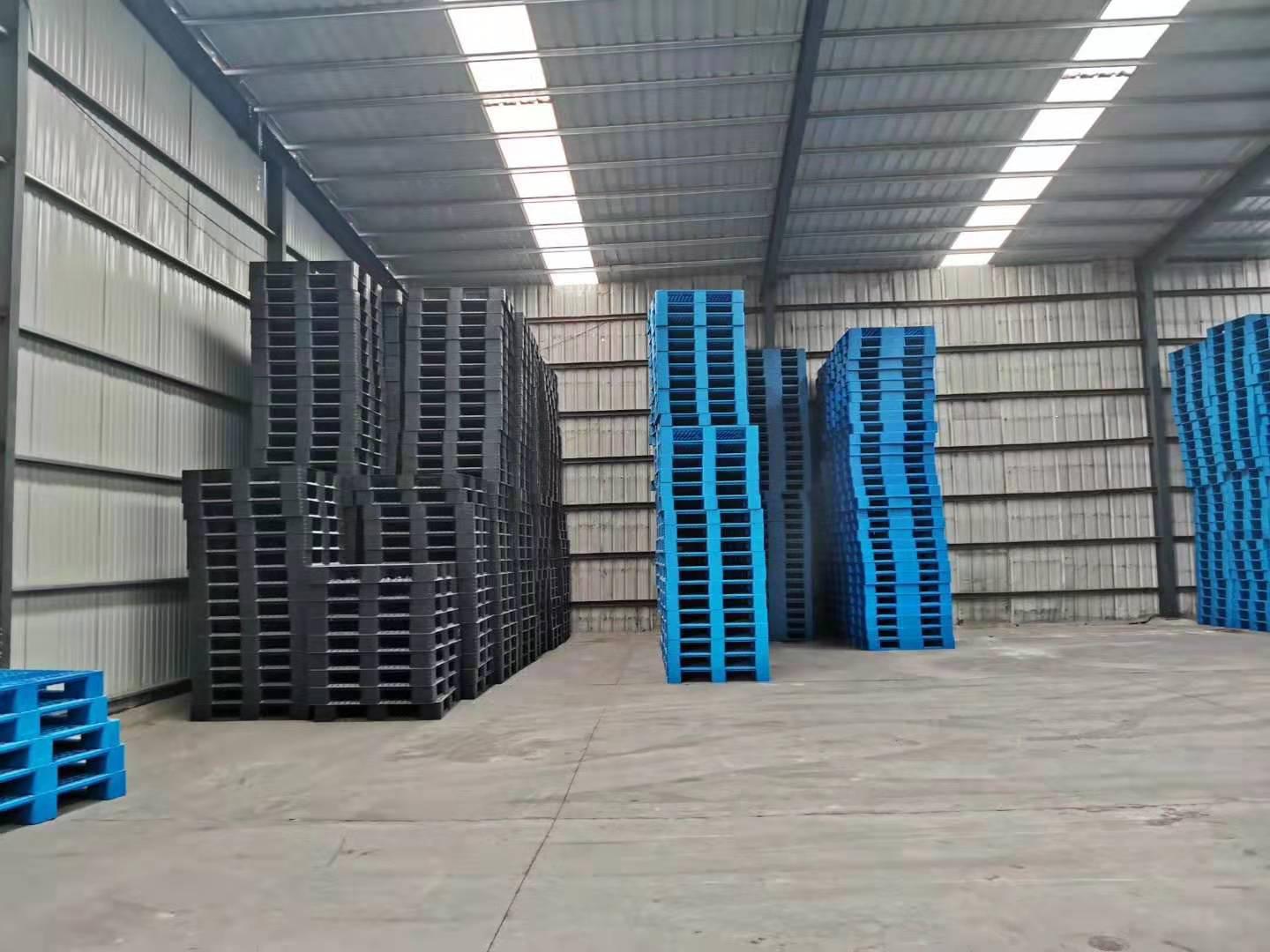 天津塘沽燕京啤酒田字塑料托盤1111全國發(fā)貨