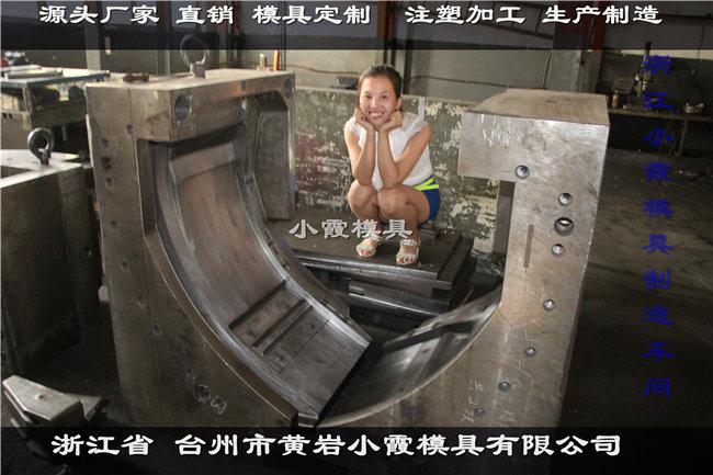 塑膠模熱門保險杠模具供應(yīng)商