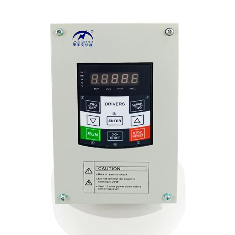 牛糞自動(dòng)清理系統(tǒng)用奧圣智能控制器省電50%