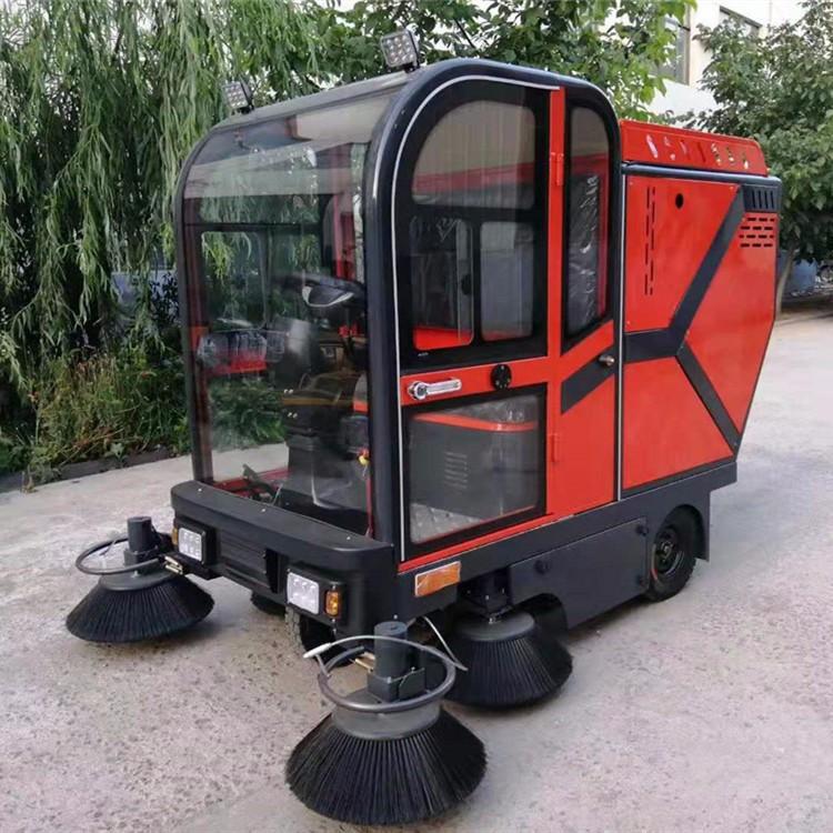   出售全封閉電動(dòng)清掃車 駕駛式電動(dòng)清掃車 垃圾轉(zhuǎn)運(yùn)清運(yùn)車