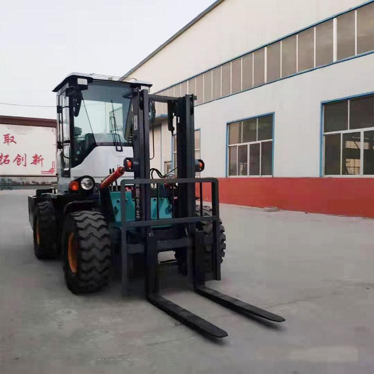 供應(yīng)貨物搬運(yùn)裝卸叉車 柴油越野叉車 3-5噸裝載機(jī)式越野叉車