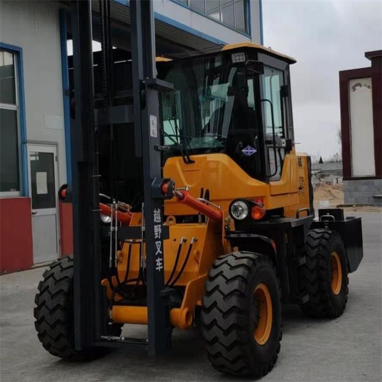 供應(yīng)貨物搬運(yùn)裝卸叉車 柴油越野叉車 3-5噸裝載機(jī)式越野叉車