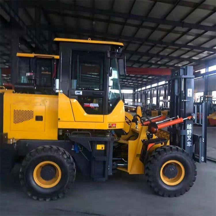 供應(yīng)貨物搬運(yùn)裝卸叉車 柴油越野叉車 3-5噸裝載機(jī)式越野叉車
