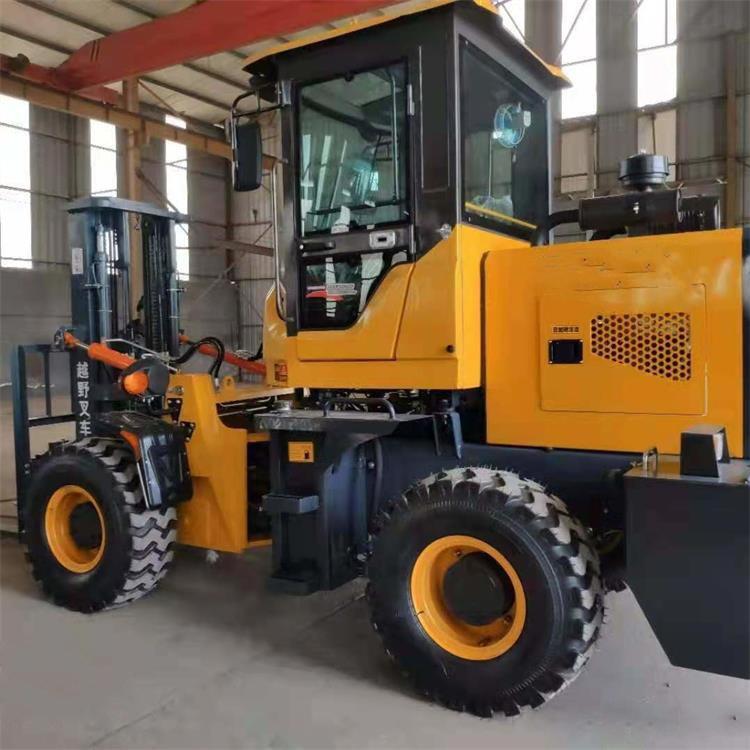 廠家熱賣高底盤越野叉車 轉(zhuǎn)向靈活越野叉車 液壓升降堆高車