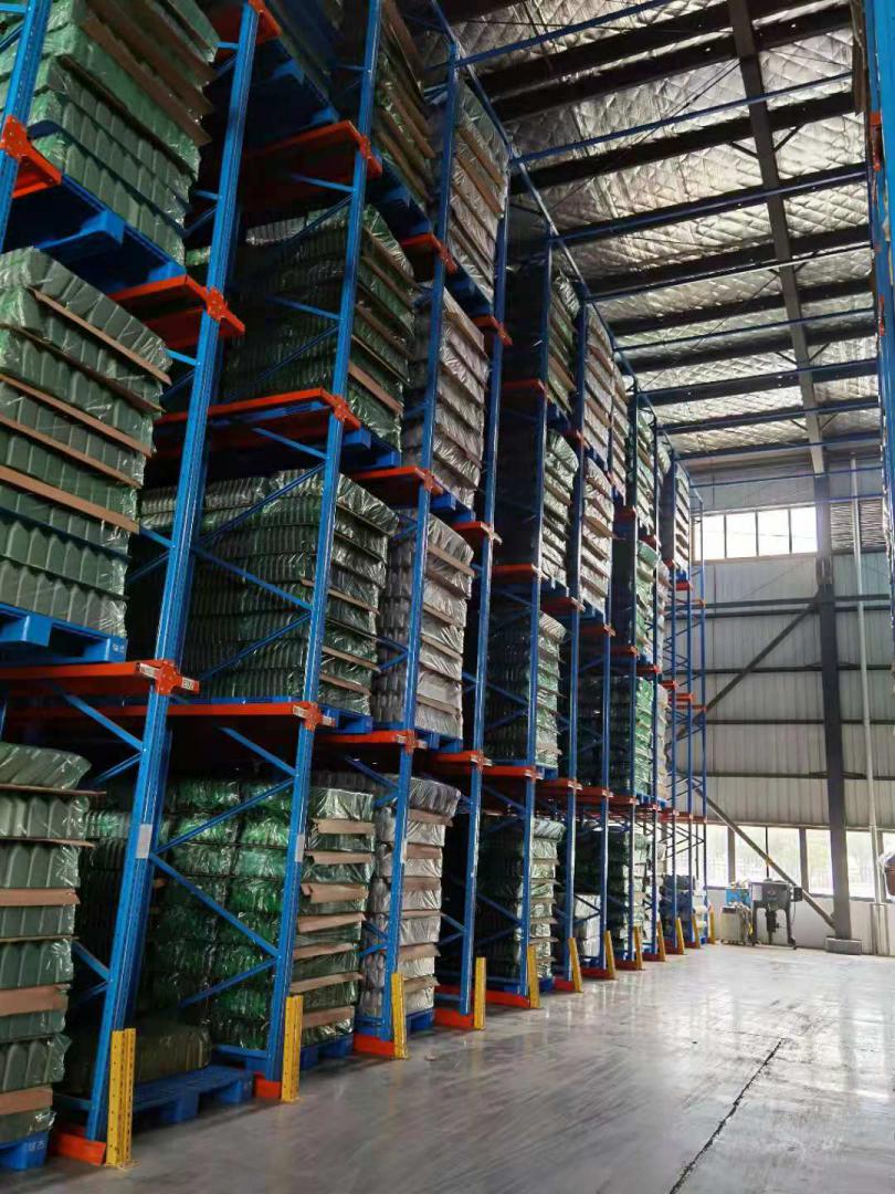 定制設(shè)計(jì)重力貨架