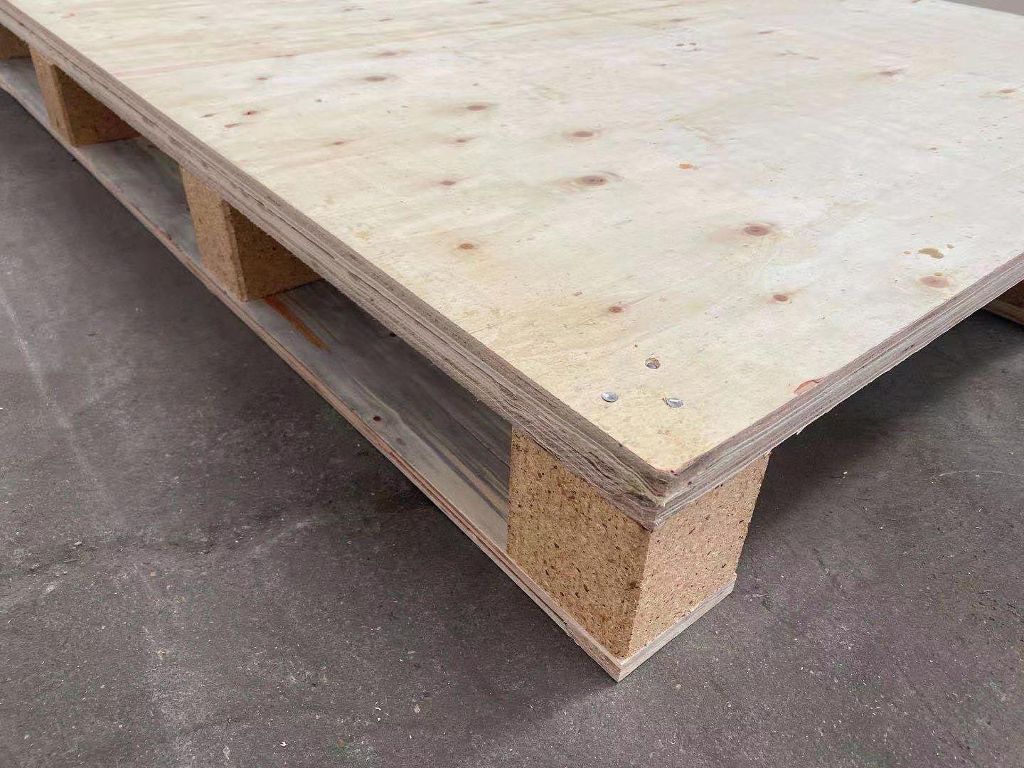 青島免熏蒸托盤(pán)制作 倉(cāng)庫(kù)制作發(fā)貨價(jià)格低