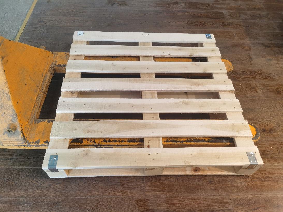 實(shí)木叉車托盤廠家直銷支持定制