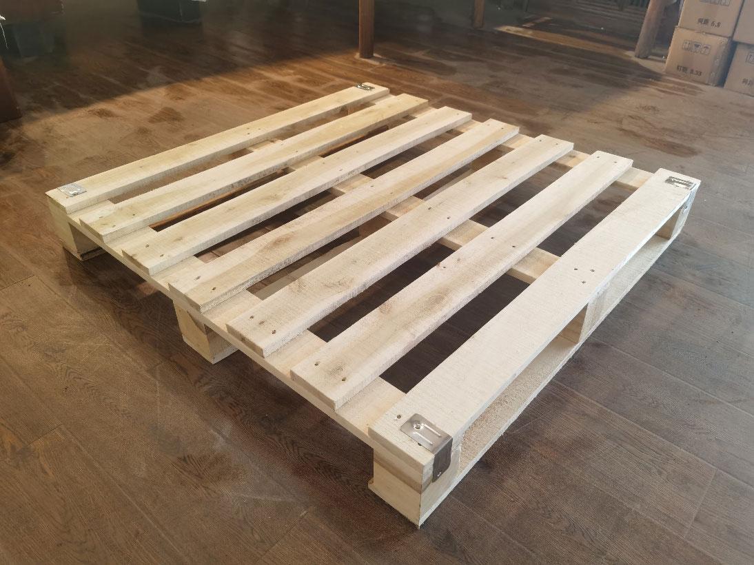 實(shí)木托盤(pán)叉車托盤(pán)物流倉(cāng)庫(kù)倉(cāng)儲(chǔ)周轉(zhuǎn)堆貨用托盤(pán)