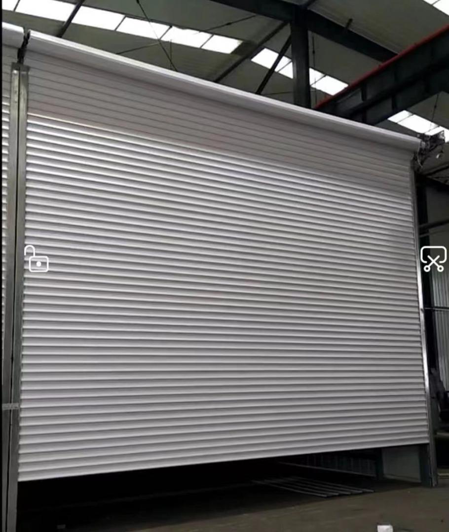 沈陽(yáng)維修安裝保溫車(chē)庫(kù)門(mén)，保溫卷簾門(mén)
