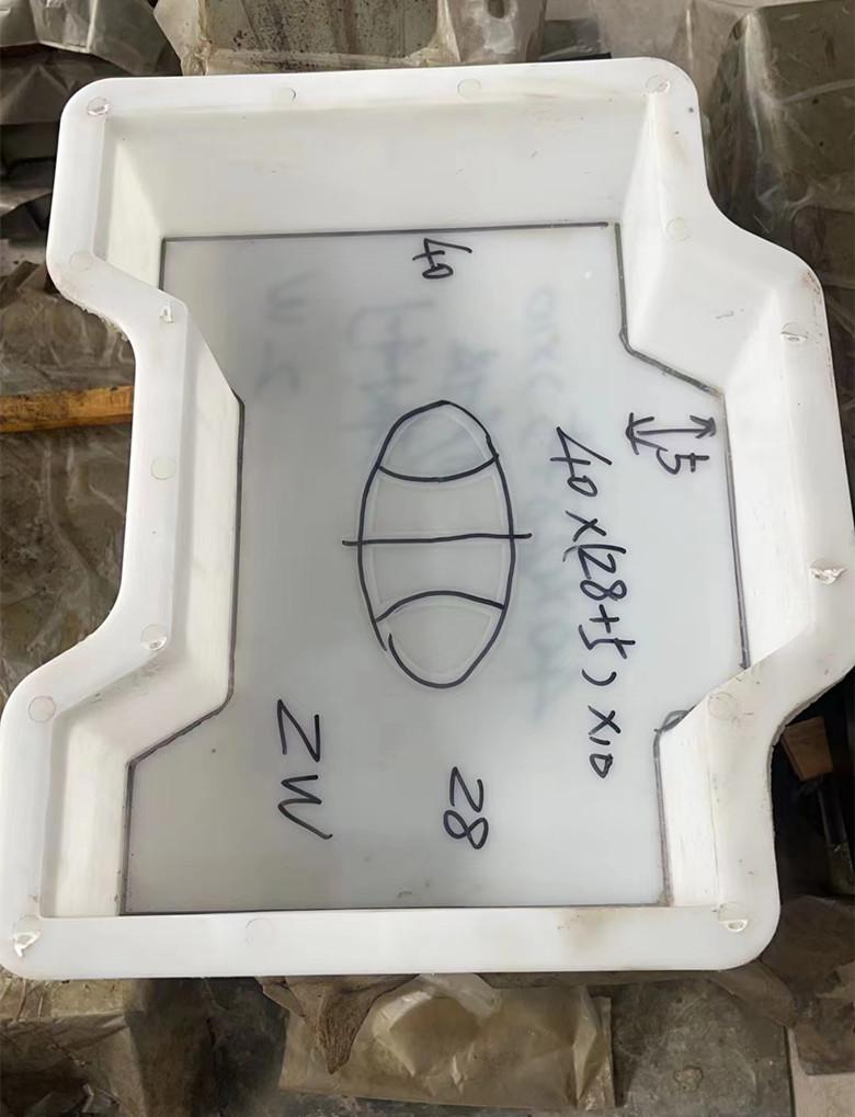 燕尾連鎖護坡模具連鎖護坡模具防止水流沖擊松散