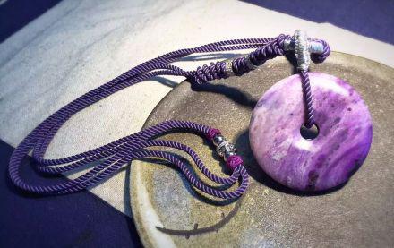 連云港進(jìn)口日本舒俱來石礦石首飾珠寶工藝品原石報關(guān)清關(guān)