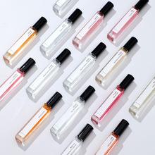 寧波港進(jìn)口意大利香水彩妝普羅旺斯范思哲蔻馳清關(guān)報(bào)關(guān)報(bào)檢